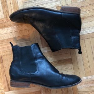 Black leather DOLCE VITA Chelsea Ankle Booties